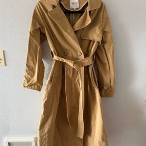 Madewell Classic Tan Trench Coat